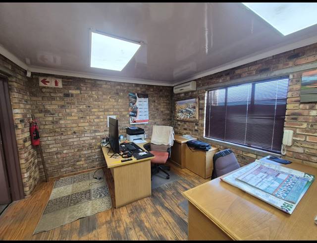 400M² FACTORY FOR SALE IN SASOLBURG INDUSTRIAL ZONE 2